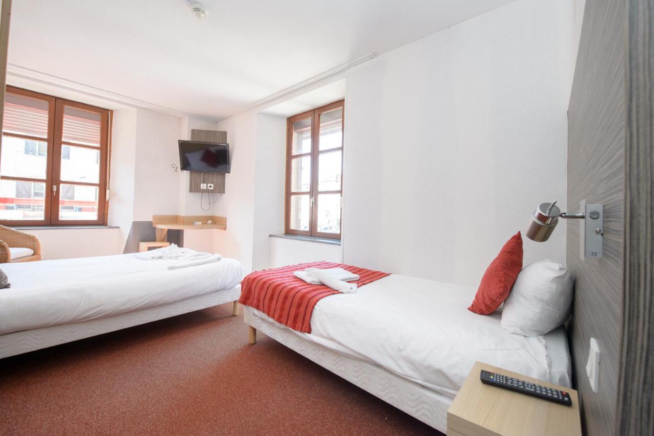 Hotel Des Voyageurs Pont-de-Roide 외부 사진